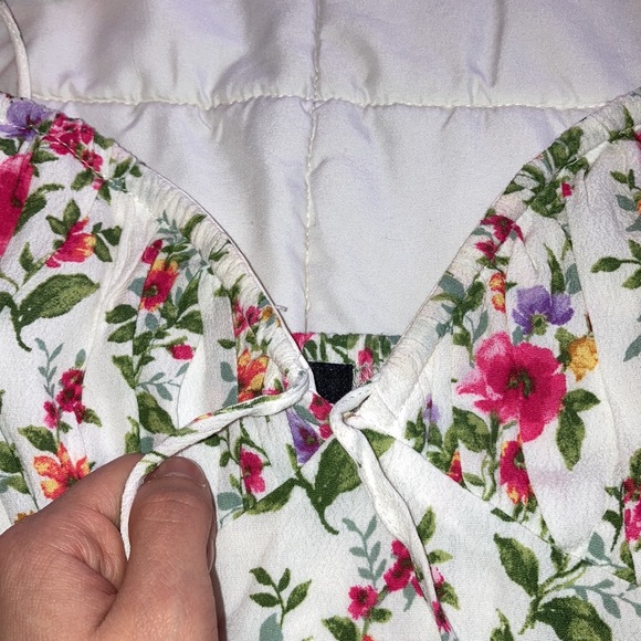 Forever 21 lined floral dress Large shoulder tie and adjustable tie corset bust - Picture 7 of 7
